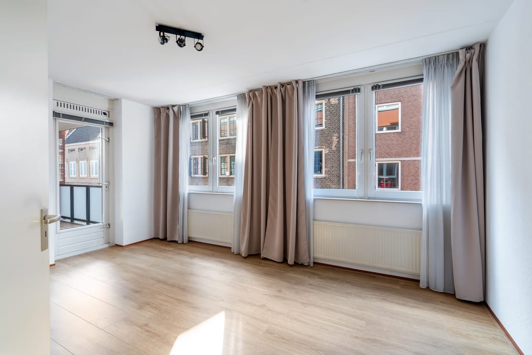 Foto 22 van Buiten Walevest 101