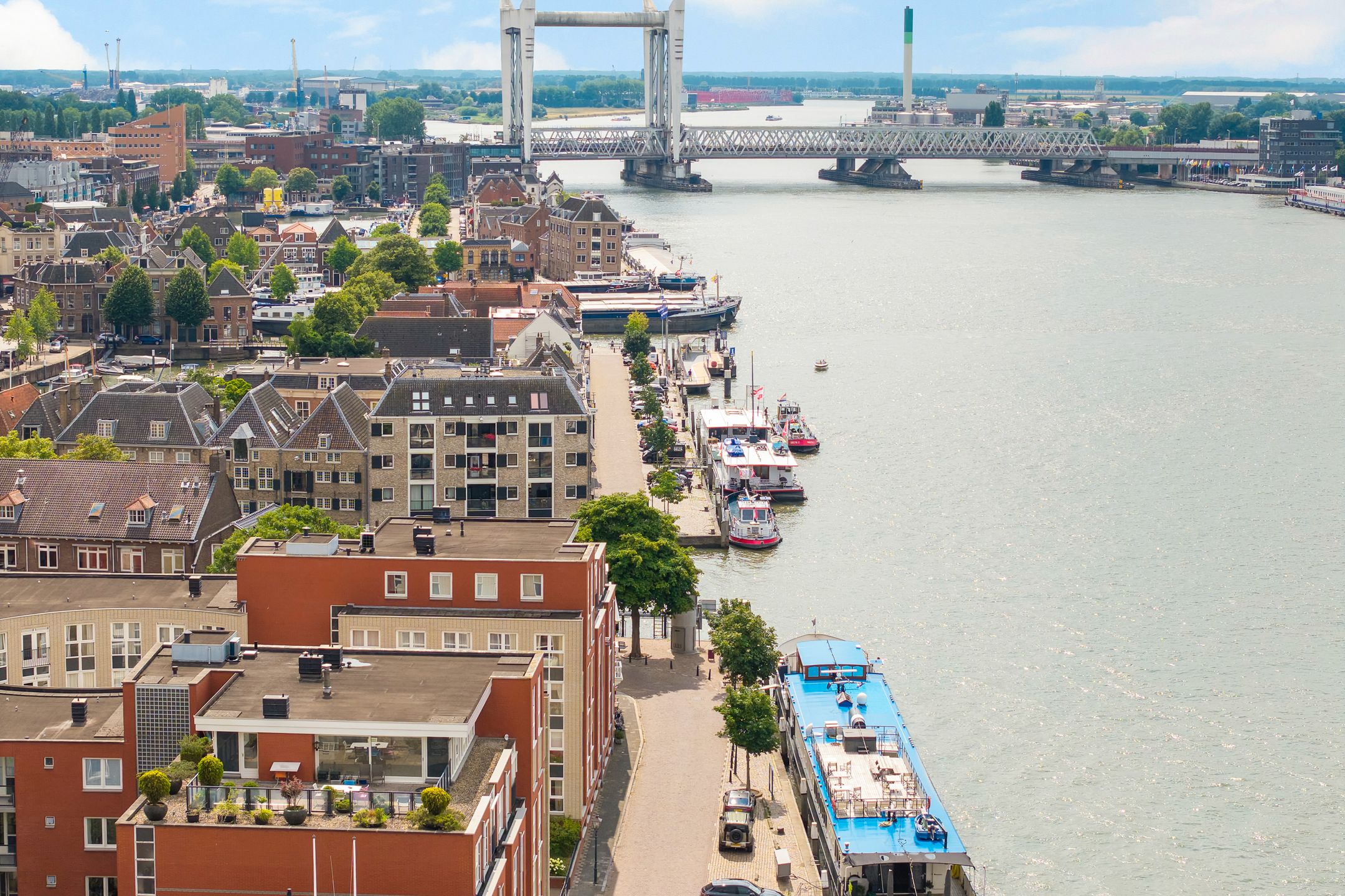 Foto 45 van Buiten Walevest 101