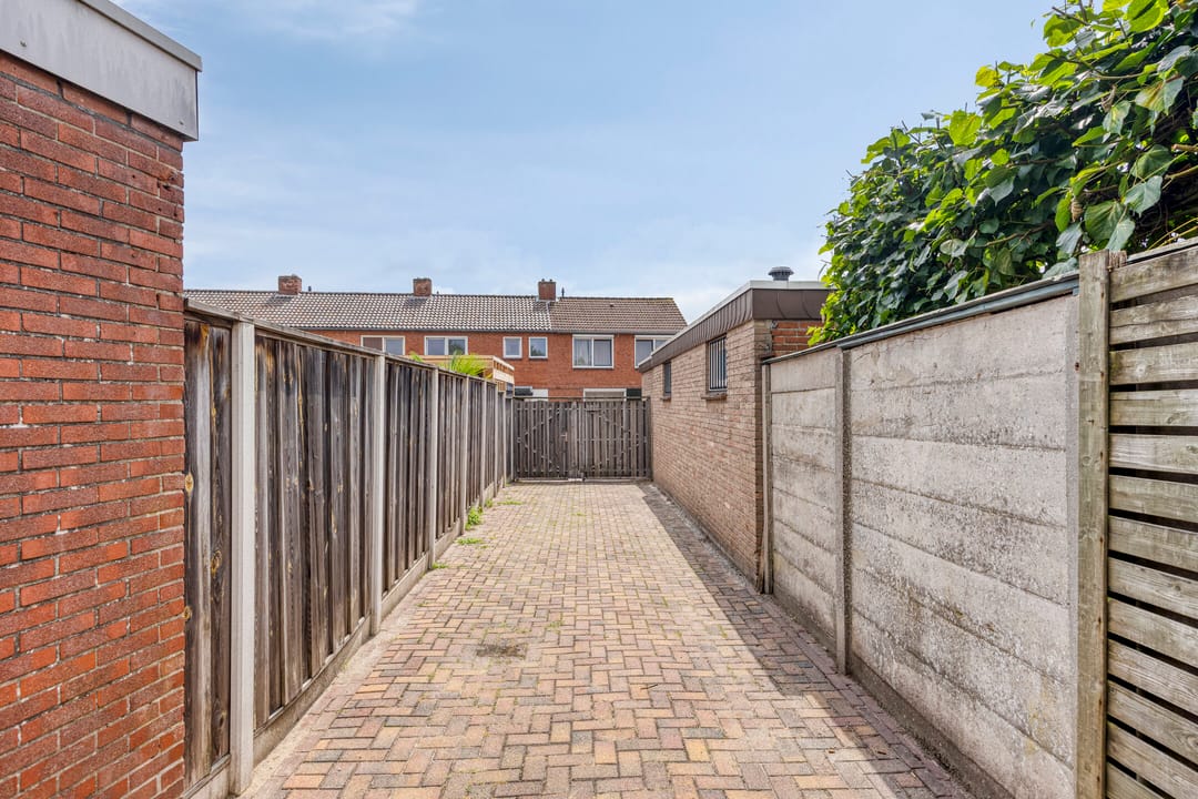 Foto 26 van Begoniastraat 3