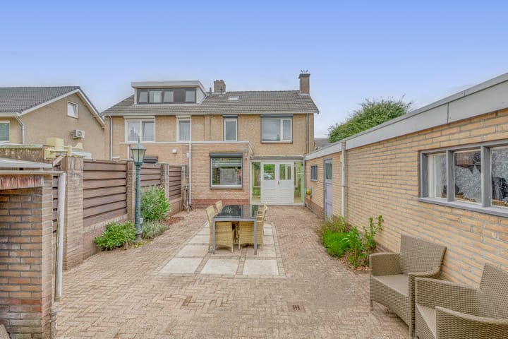 Photo 3 of Gerard Doustraat 1