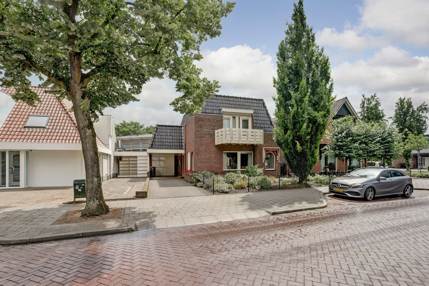 Photo 4 of Rijssensestraat 3