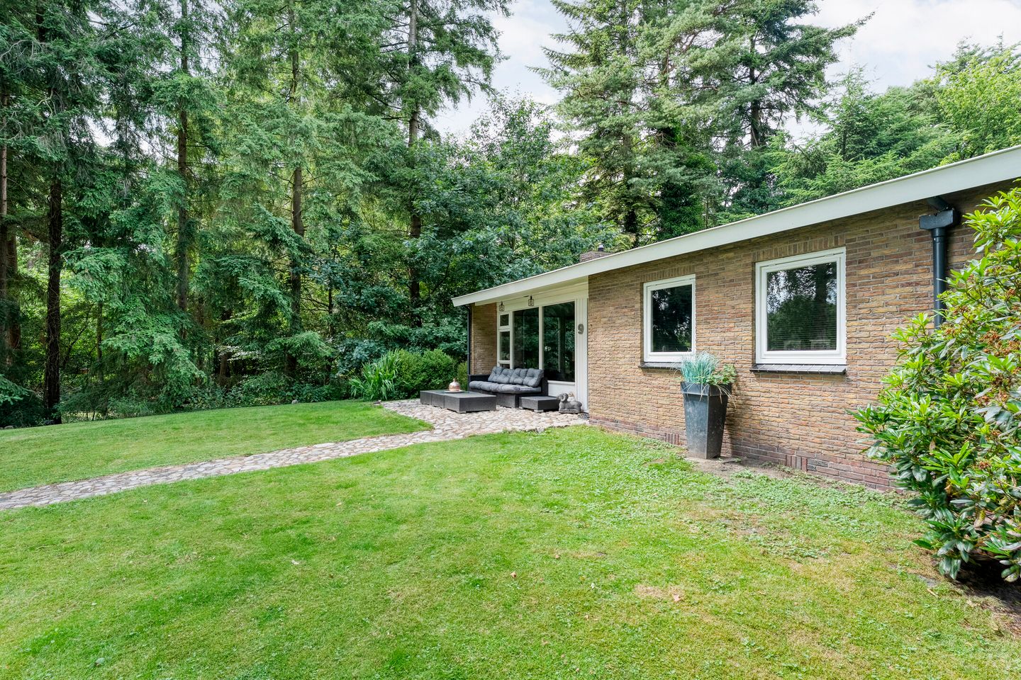 Foto 10 van Hezenes 9