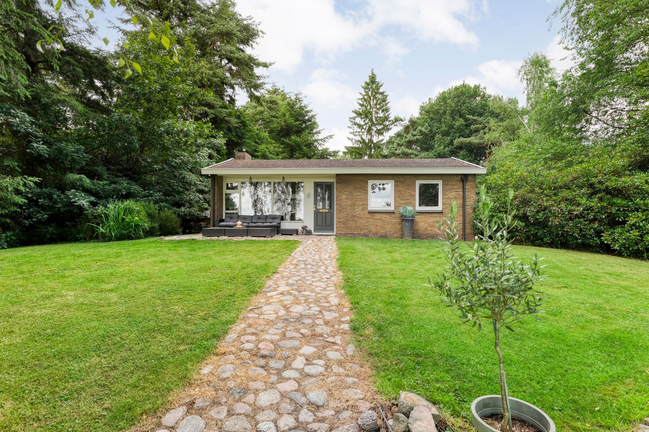 Foto 9 van Hezenes 9