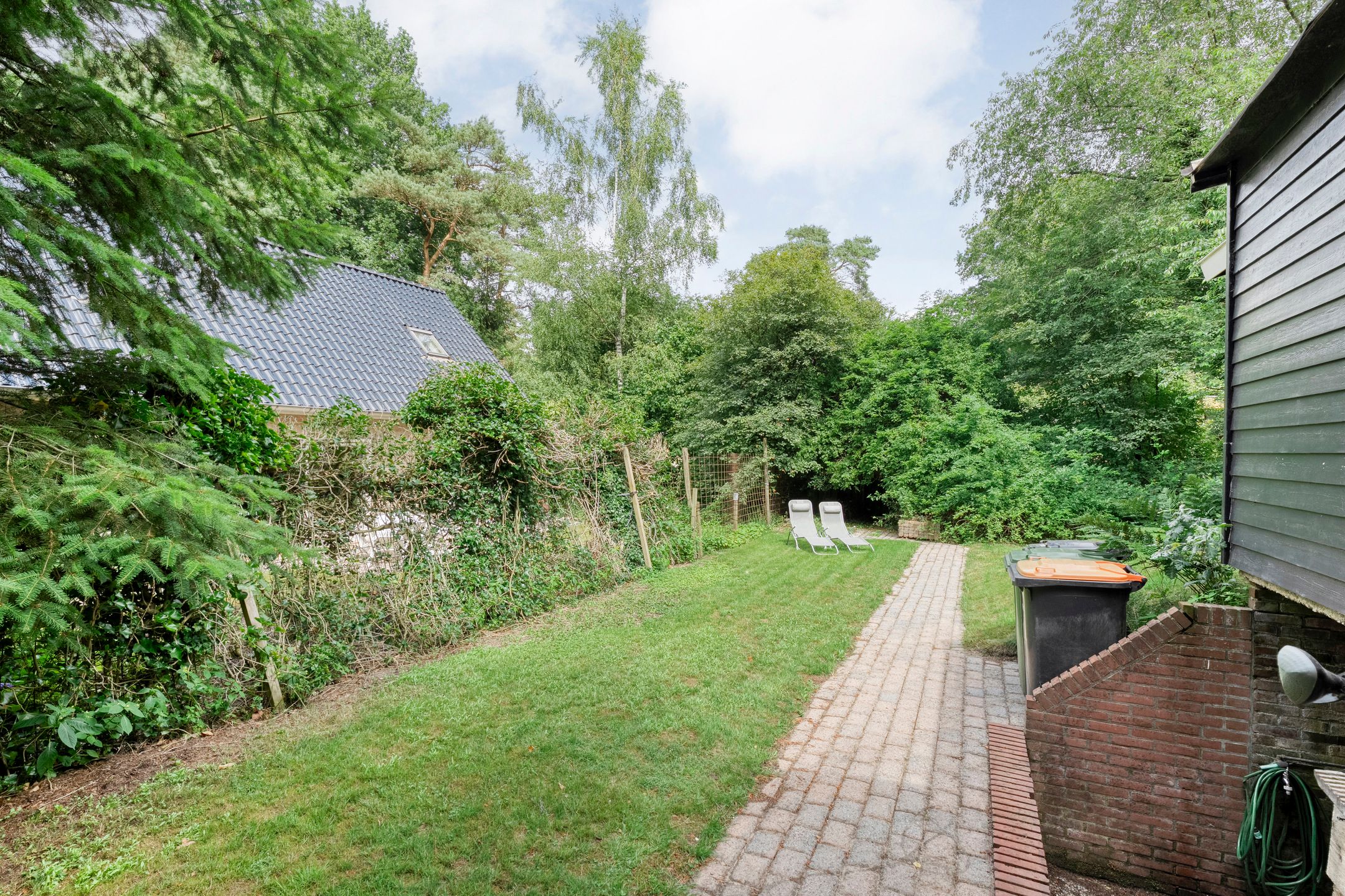 Foto 33 van Hezenes 9