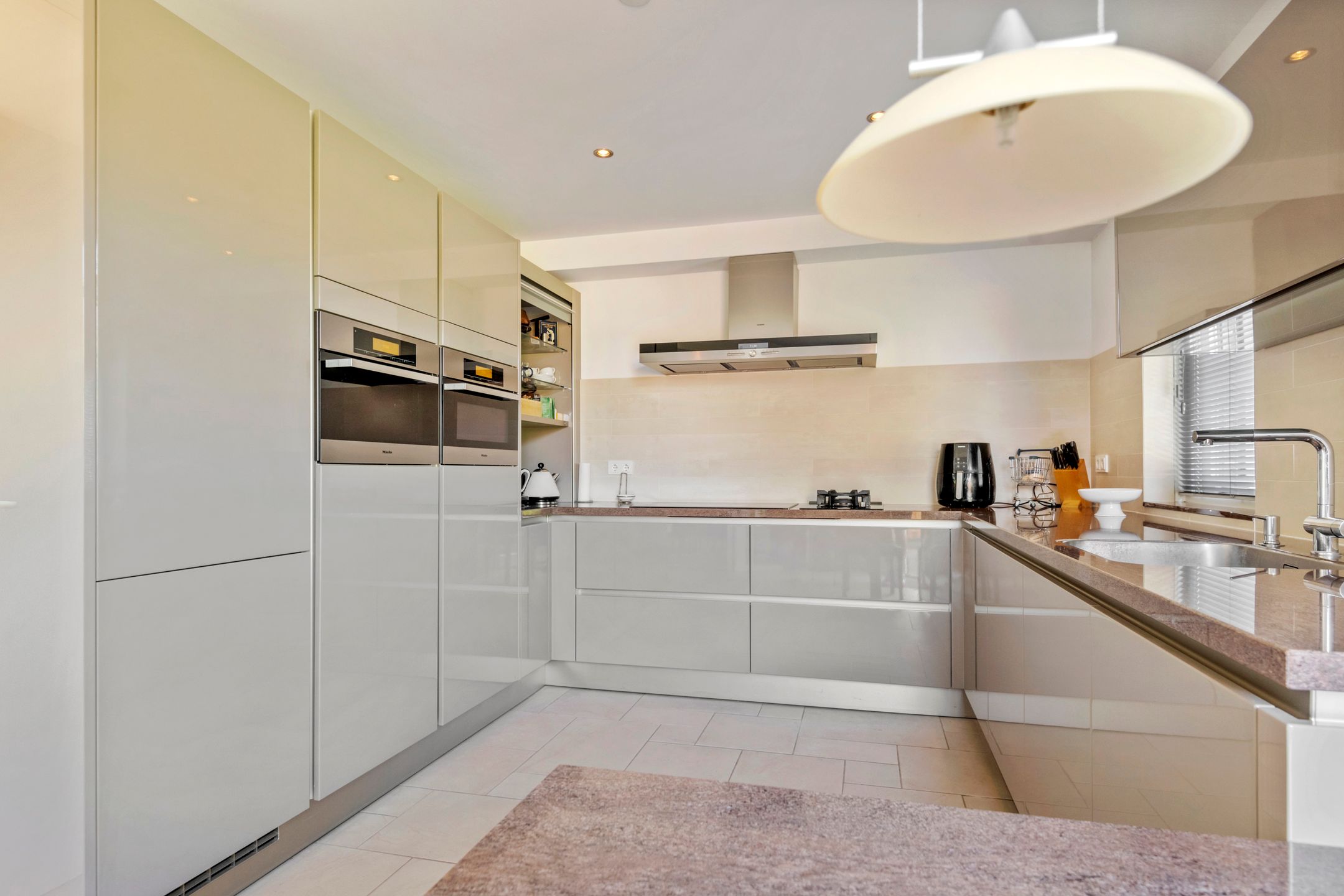 Foto 12 van F.J. Ebbensstraat 24