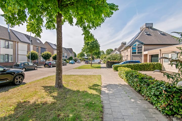 Foto 34 van F.J. Ebbensstraat 24