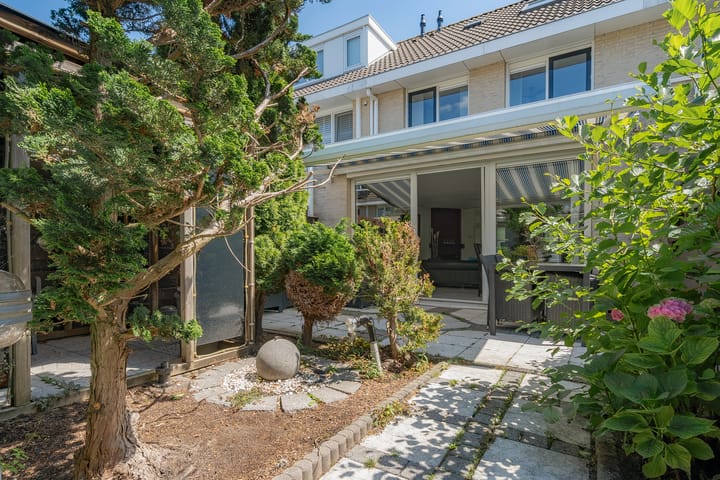 Foto 1 van Anton van Duinkerkenlaan 32