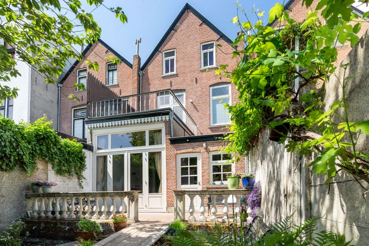 Foto 2 van Baronielaan 29