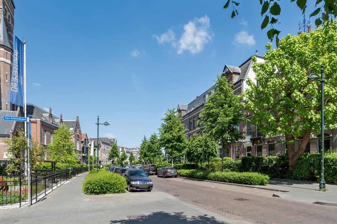 Foto 76 van Baronielaan 29