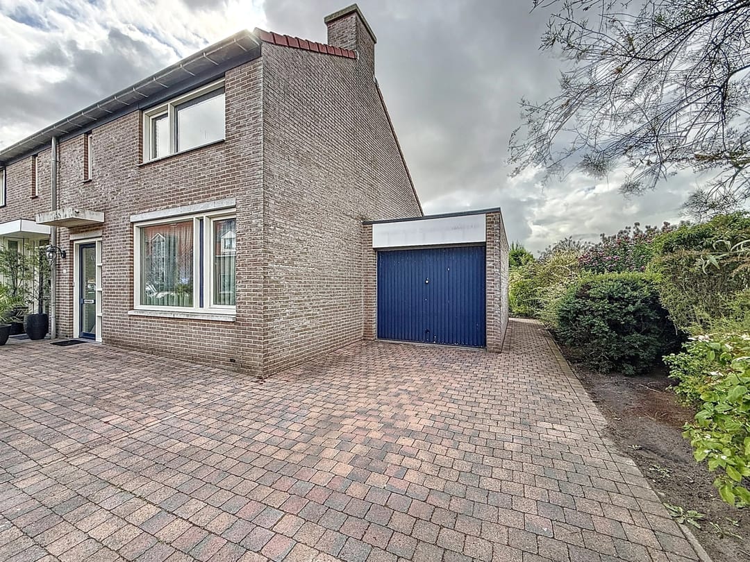 Foto 2 van Quarles van Uffordweg 18