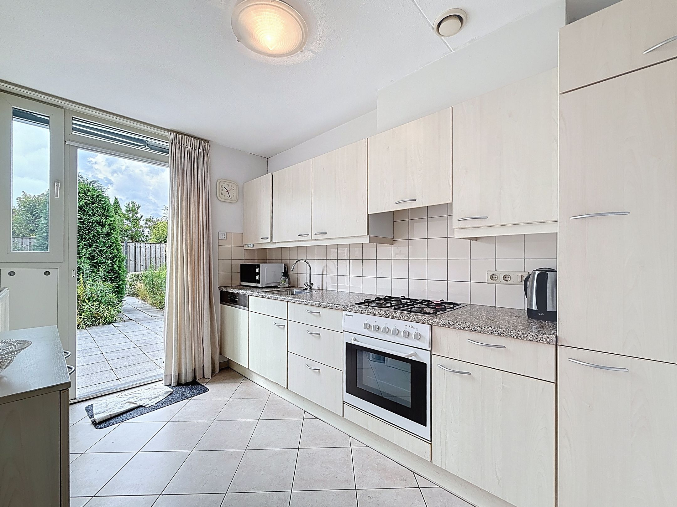 Foto 9 van Quarles van Uffordweg 18