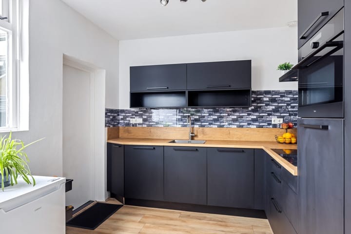 Photo 12 of Schonegevelstraat 5