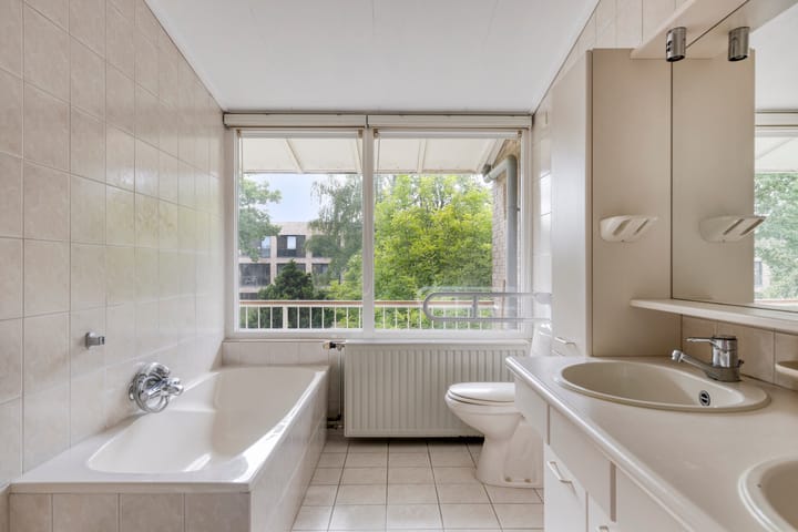 Photo 20 of Beatrixlaan 10