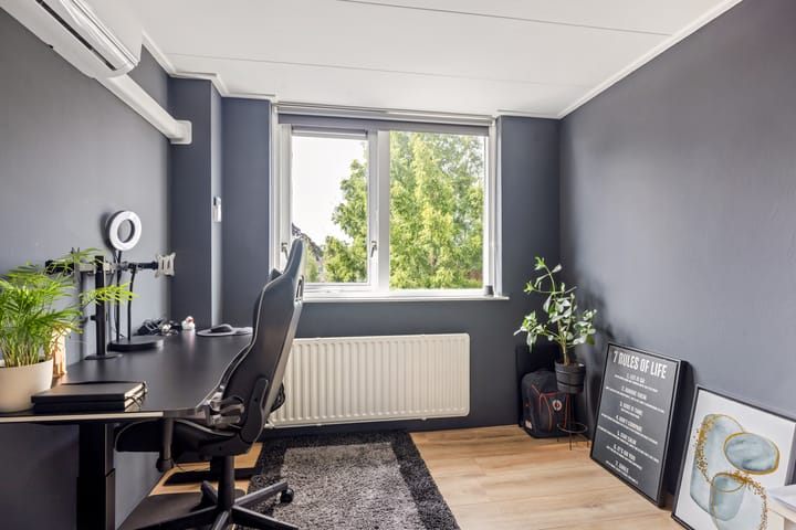 Photo 26 of Schonegevelstraat 5