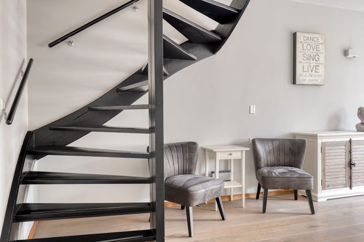 Foto 7 van Saturnus 40