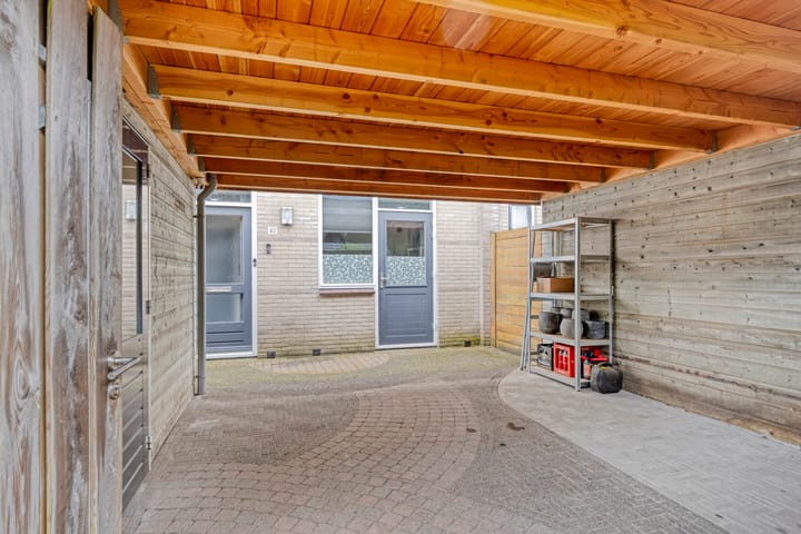 Foto 31 van Saturnus 40