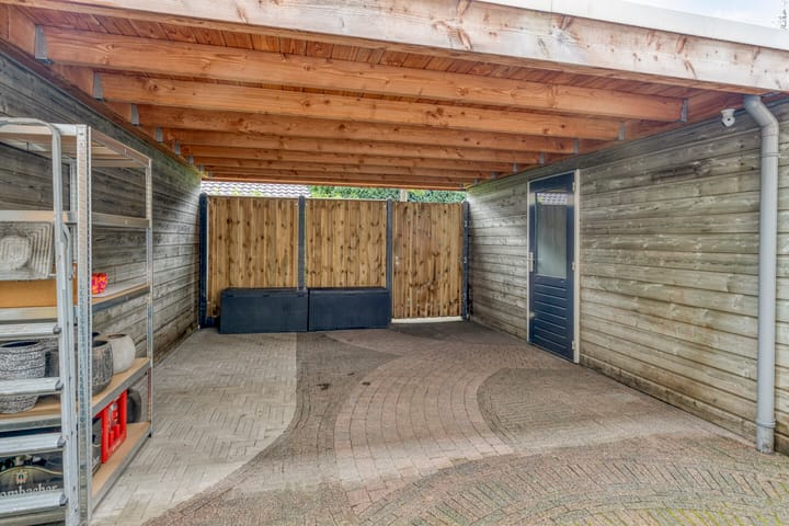 Foto 32 van Saturnus 40