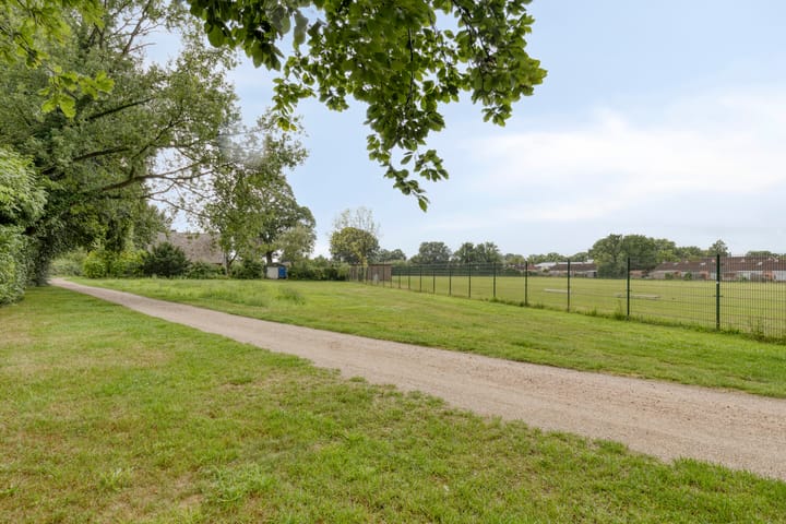 Foto 33 van Saturnus 40