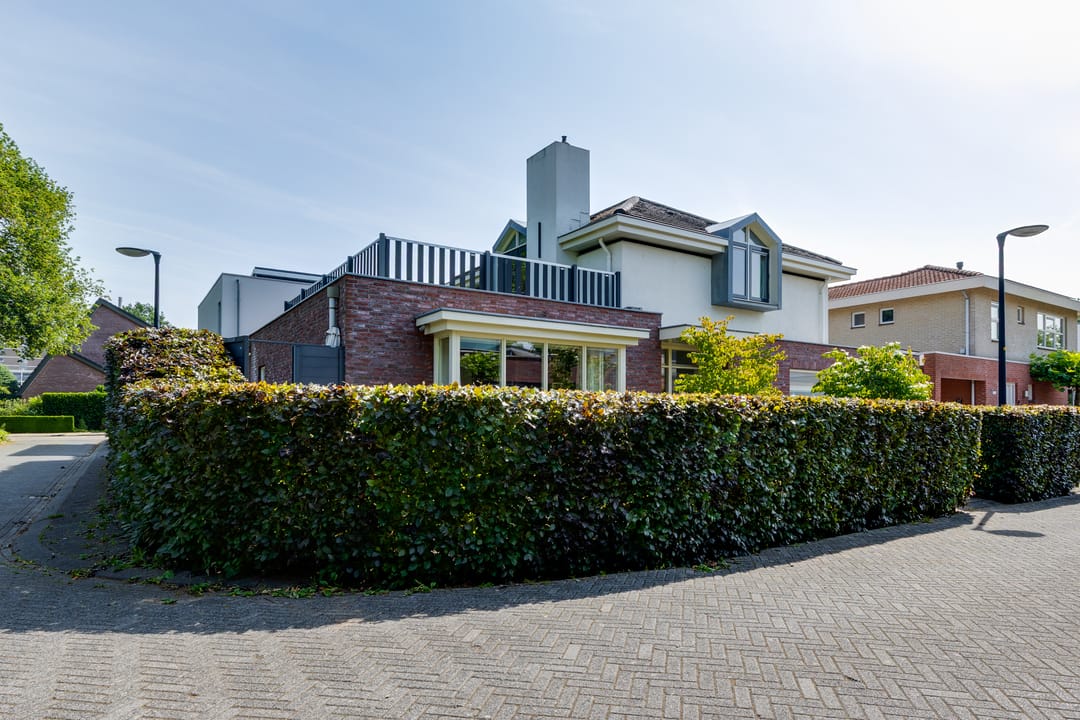 Photo 2 of Burgemeester de Bruijnstraat 83-06