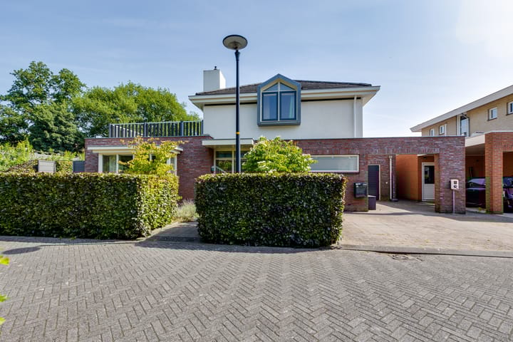 Photo 3 of Burgemeester de Bruijnstraat 83-06