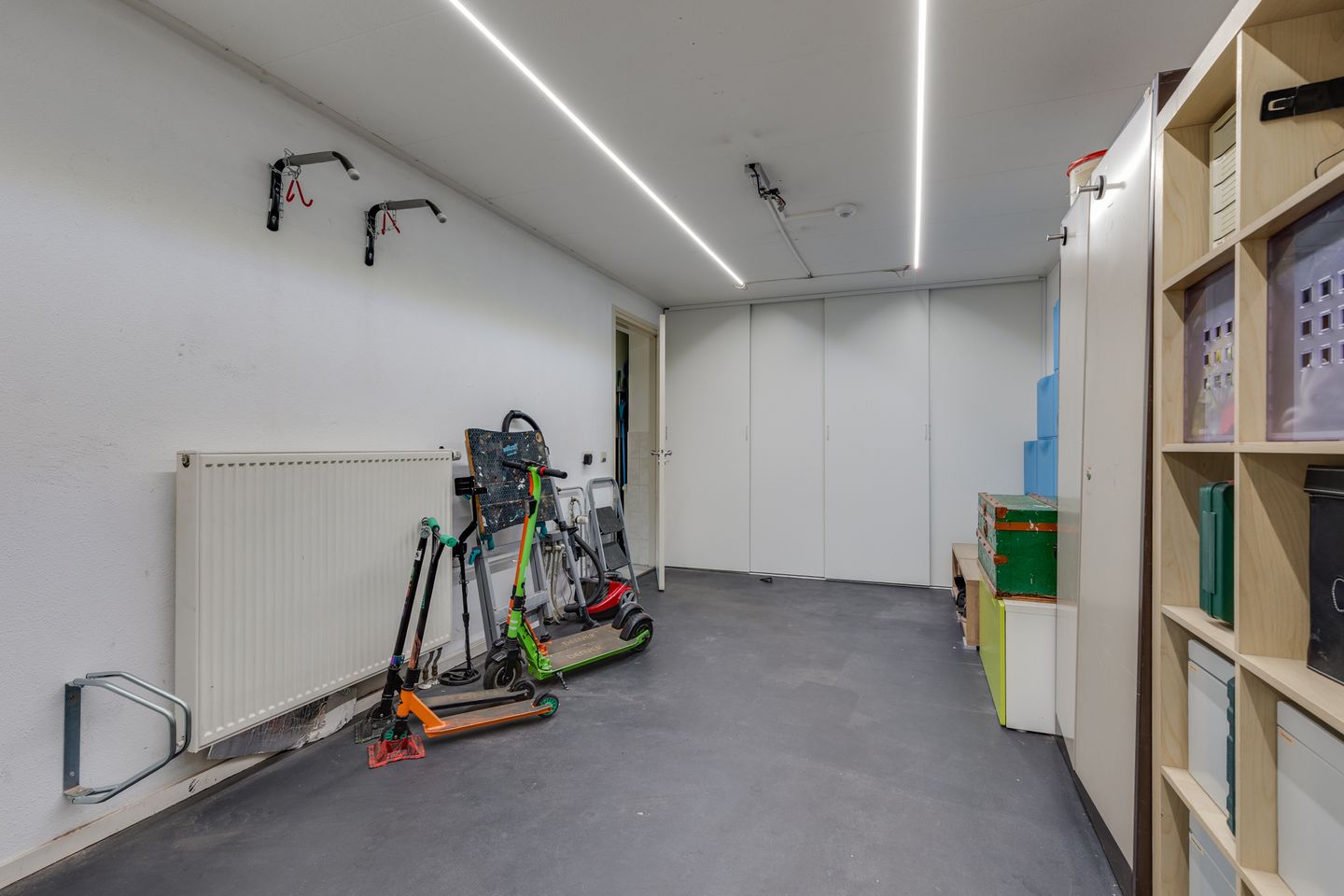 Photo 35 of Burgemeester de Bruijnstraat 83-06