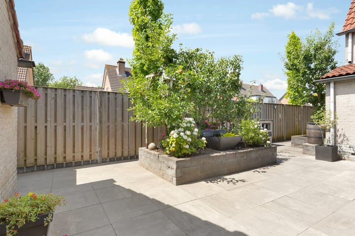 Foto 36 van Klaas Visscherstraat 1