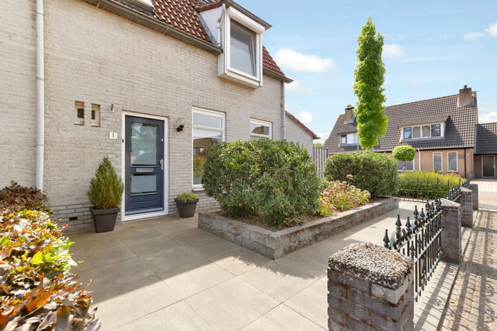 Foto 42 van Klaas Visscherstraat 1