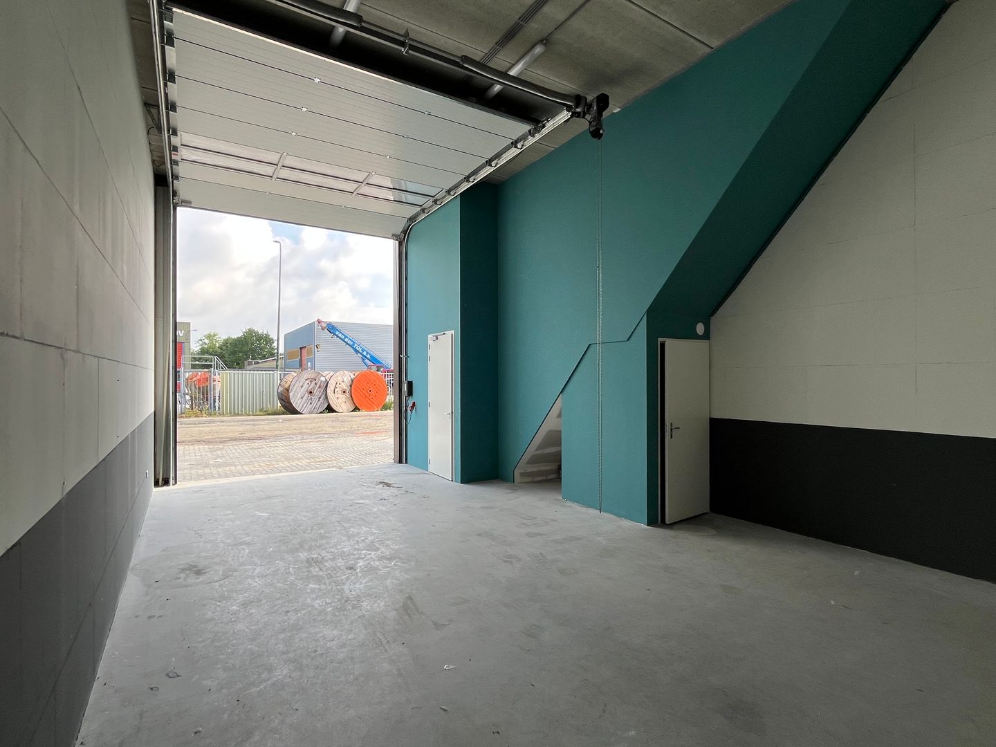 View photo 4 of Overvliet 15