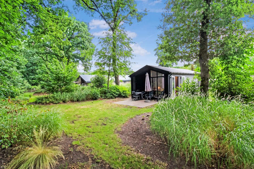 Photo 2 of Laan van Laag Kanje 1-615