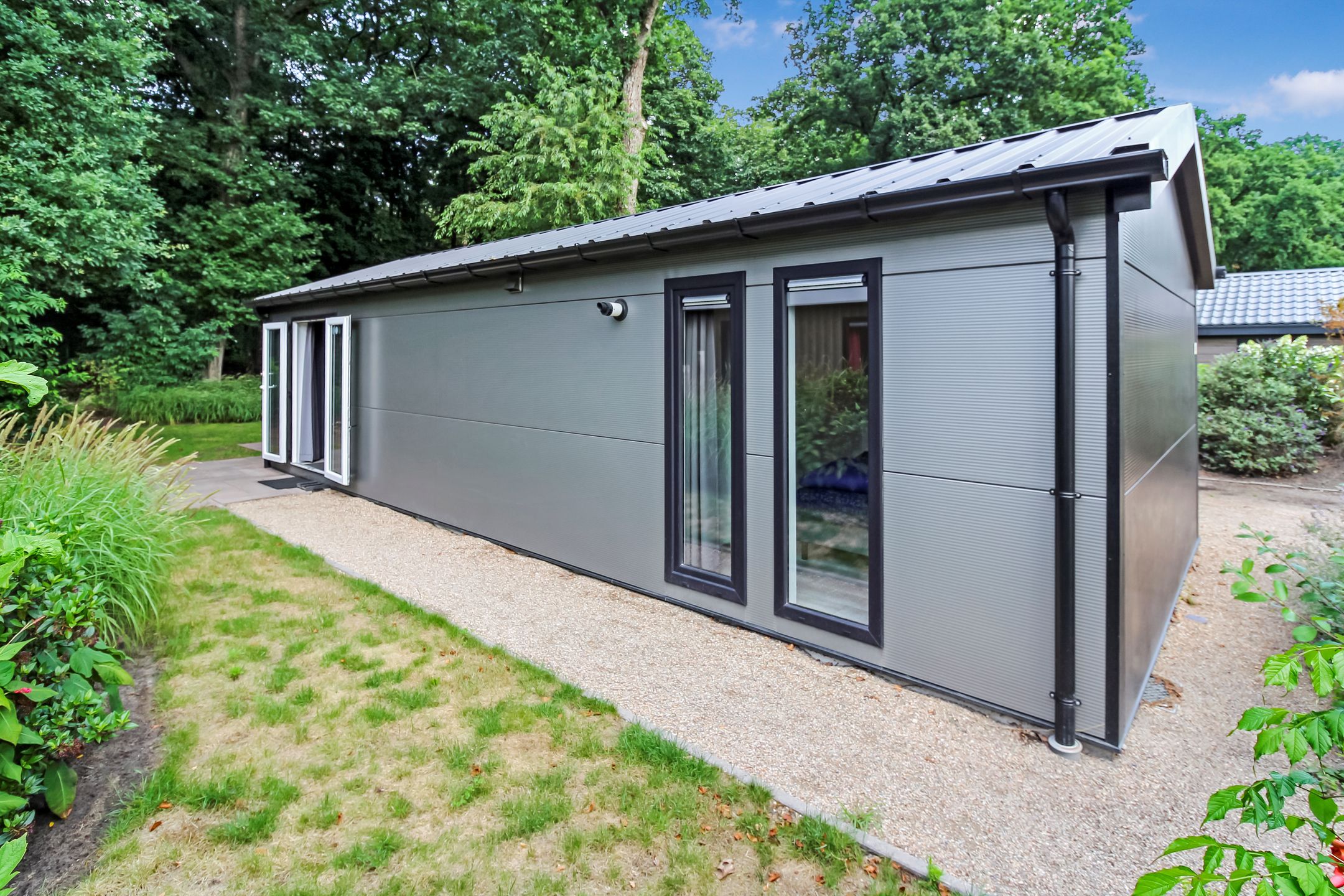 Photo 3 of Laan van Laag Kanje 1-615