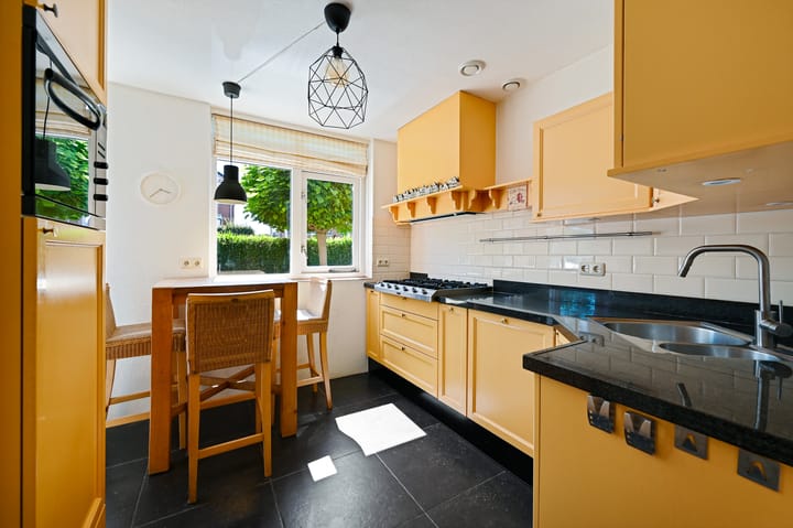 Foto 8 van Middelgeestlaan 63