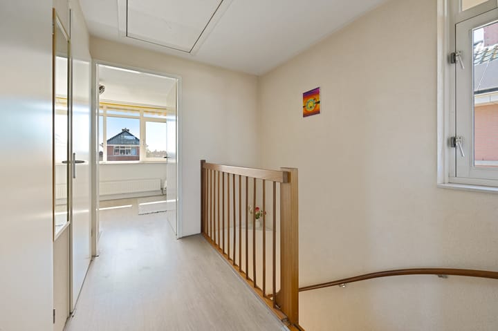 Foto 26 van Middelgeestlaan 63