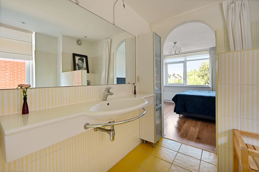 Foto 22 van Middelgeestlaan 63