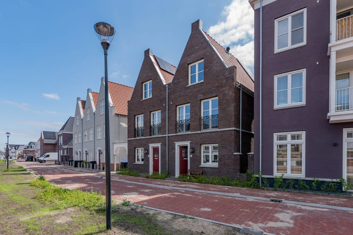 Foto 2 van Leeuwenburglaan 19