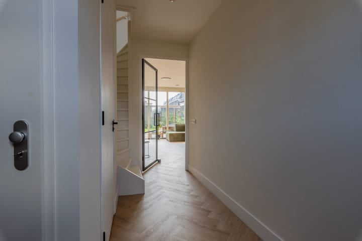 Foto 5 van Leeuwenburglaan 19