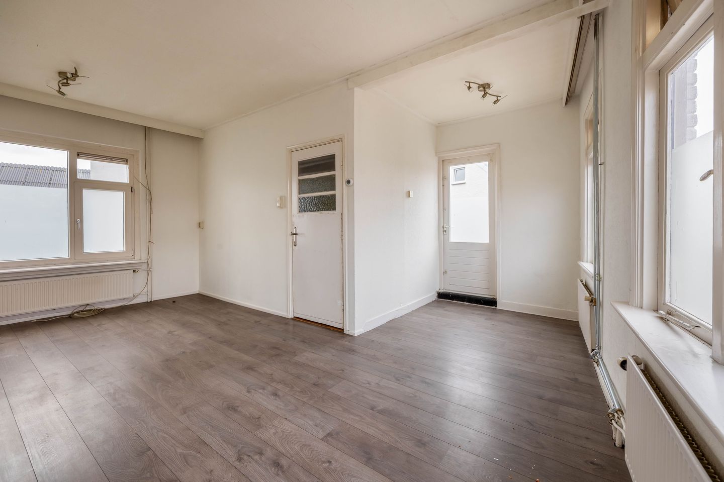 Photo 5 of Voorstraat 49-A