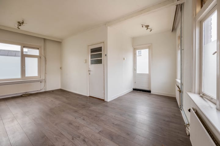 Foto 5 van Voorstraat 49-A