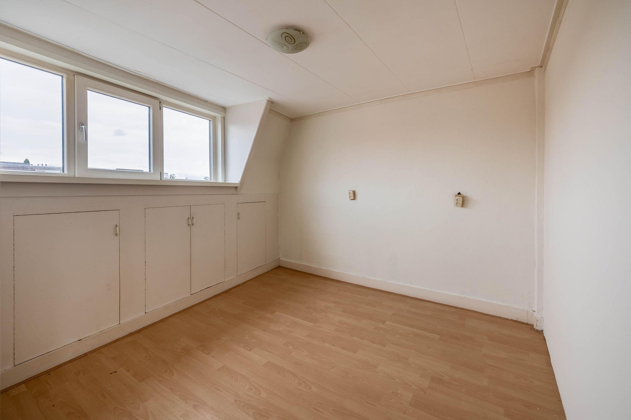 Photo 15 of Voorstraat 49-A