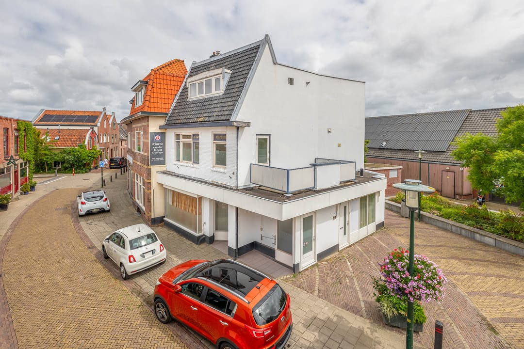 Photo 26 of Voorstraat 49-A