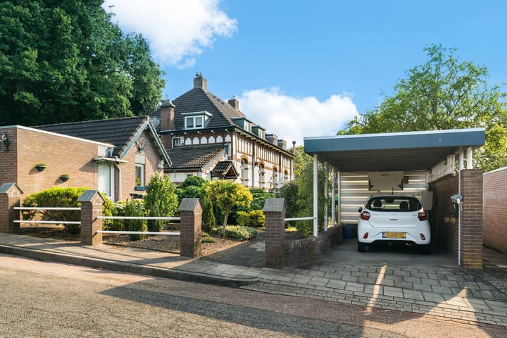 Foto 20 van Onze-Lieve-Vrouwestraat 2