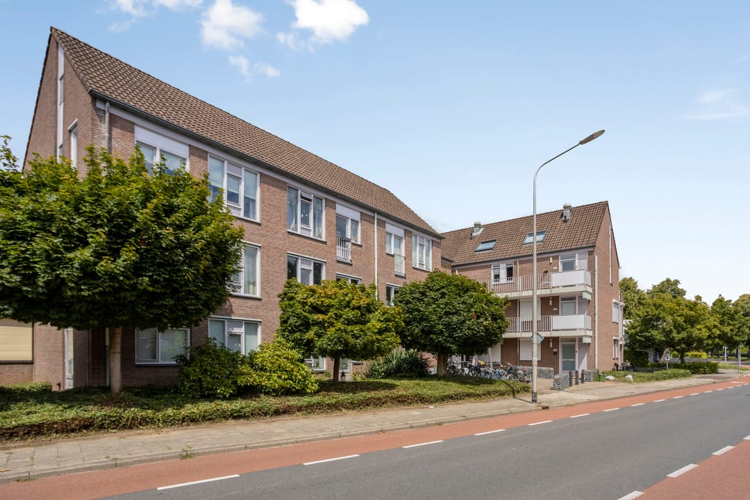 Foto 1 van Planetenhof 32-B