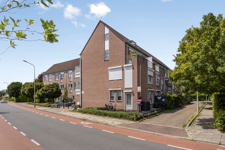 Foto 2 van Planetenhof 32-B