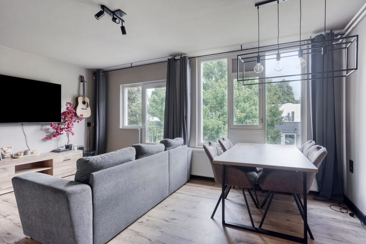 Photo 12 of Planetenhof 32-B