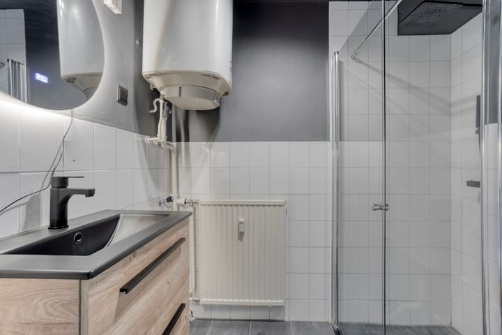 Photo 18 of Planetenhof 32-B