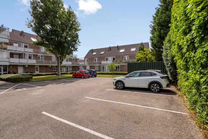 Photo 21 of Planetenhof 32-B