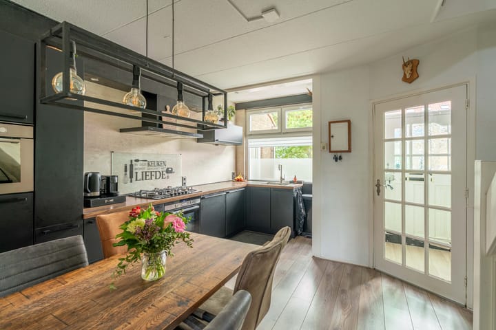 Foto 5 van Petronella van Saxenstraat 23