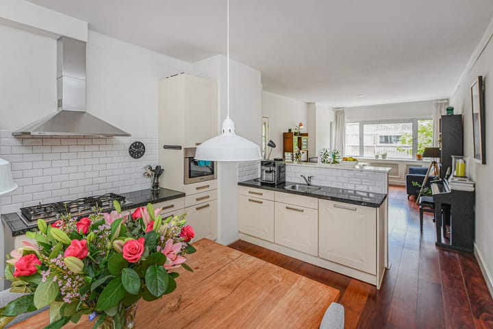 Foto 2 van Juliana van Stolberglaan 303