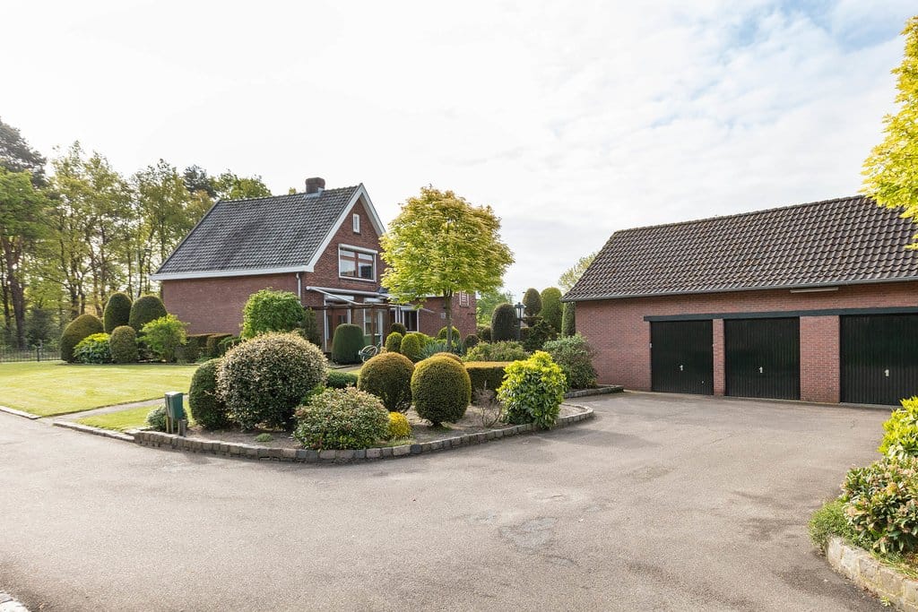 Foto 15 van Weerseloseweg 81