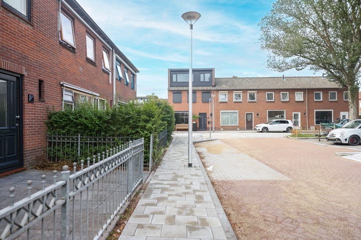 Foto 25 van Brederodeplein 7