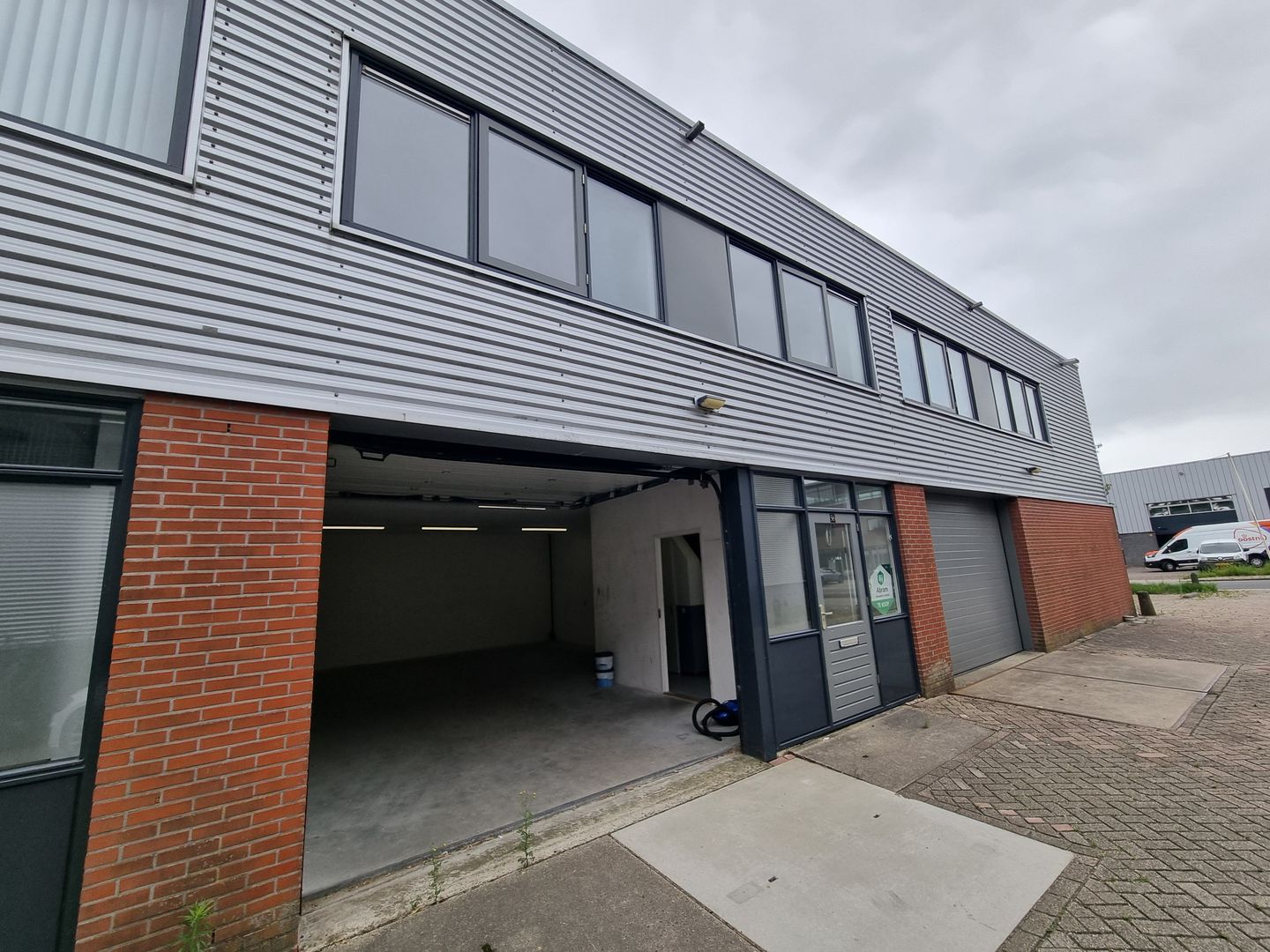 Bekijk foto 2 van Marconistraat 56